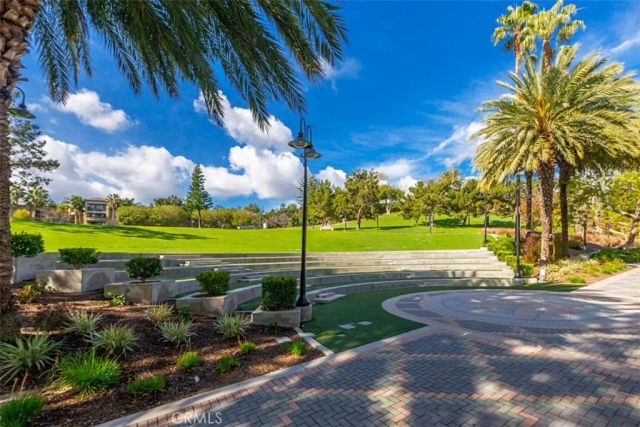 12 Chickadee Lane, Aliso Viejo, CA 92656