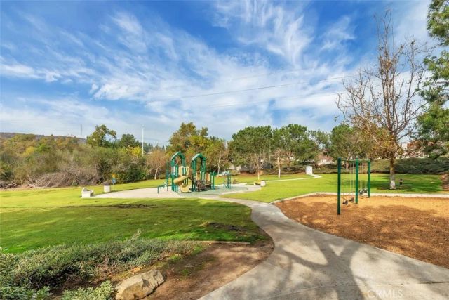 12 Chickadee Lane, Aliso Viejo, CA 92656
