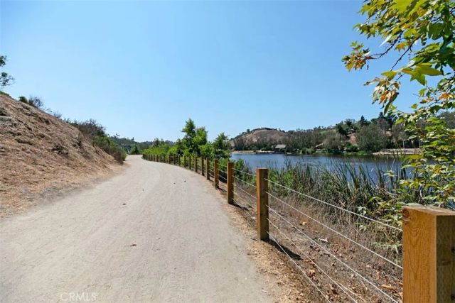 12 Chickadee Lane, Aliso Viejo, CA 92656