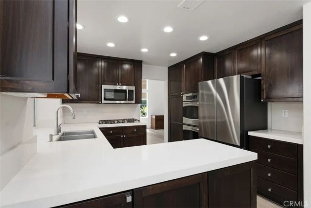 12 Chickadee Lane, Aliso Viejo, CA 92656