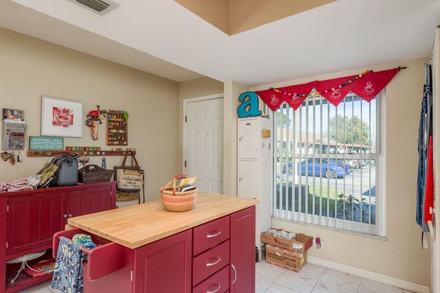 10853 43RD STREET N 1104, Clearwater, FL 33762