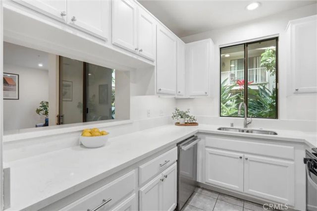 555 Maine 130, Long Beach, CA 90802