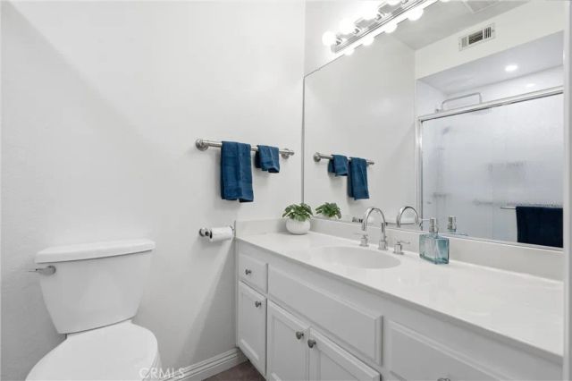 555 Maine 130, Long Beach, CA 90802