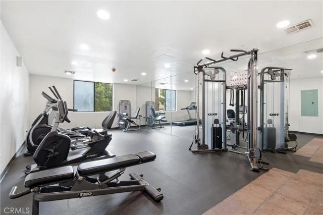 555 Maine 130, Long Beach, CA 90802