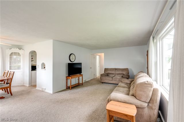 1114 Lincoln Avenue, Cuyahoga Falls, OH 44223