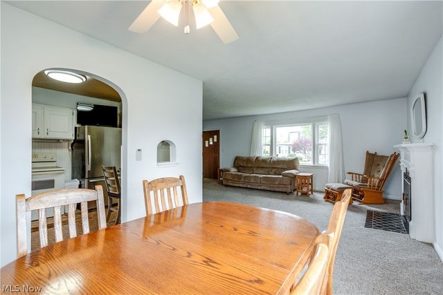 1114 Lincoln Avenue, Cuyahoga Falls, OH 44223