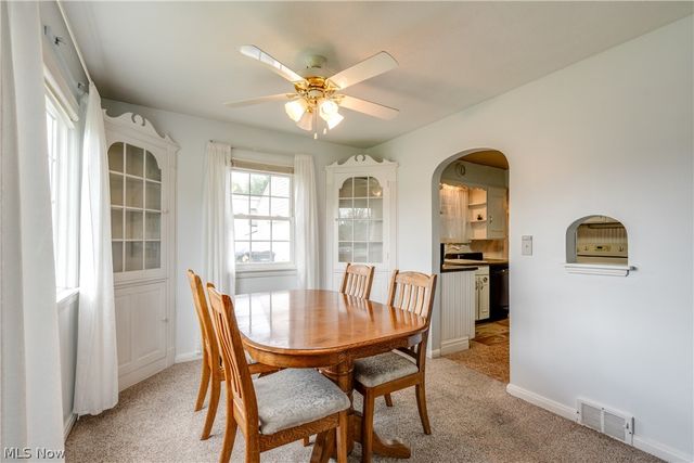 1114 Lincoln Avenue, Cuyahoga Falls, OH 44223
