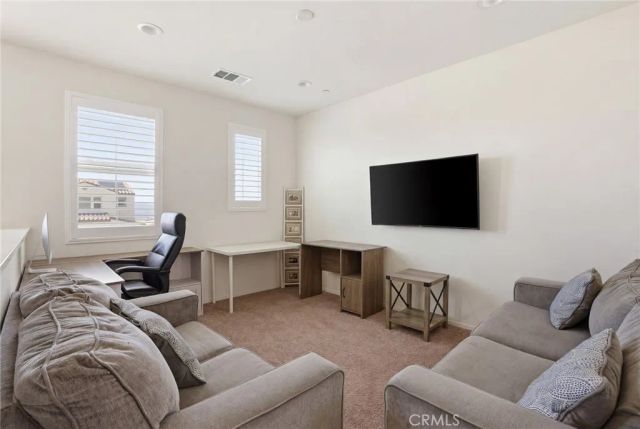 18153 Meridian, Saugus, CA 91350