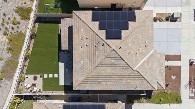 18153 Meridian, Saugus, CA 91350