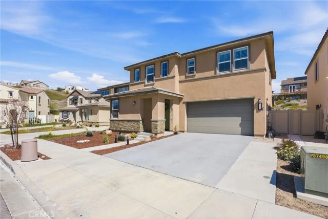 18153 Meridian, Saugus, CA 91350