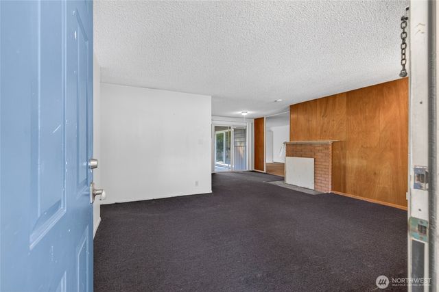 3327 NE 190th Street, Lake Forest Park, WA 98155