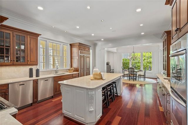 2000 Lancaster Square, Roswell, GA 30076