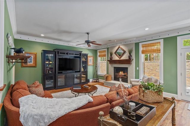 2000 Lancaster Square, Roswell, GA 30076