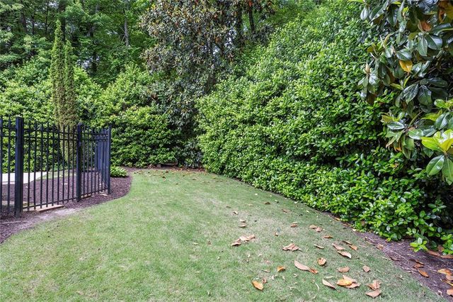 2000 Lancaster Square, Roswell, GA 30076