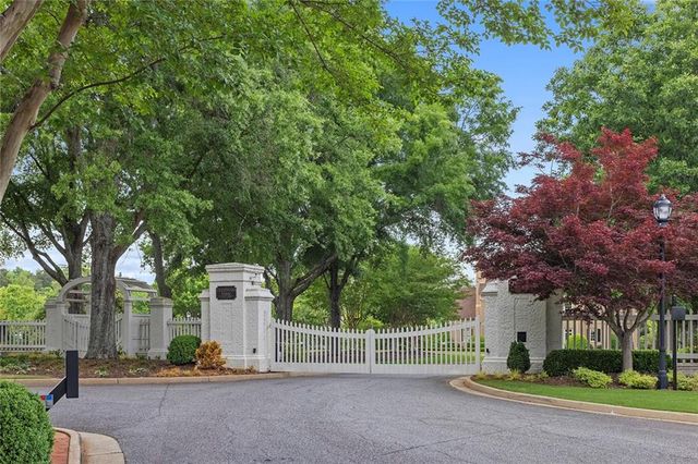 2000 Lancaster Square, Roswell, GA 30076