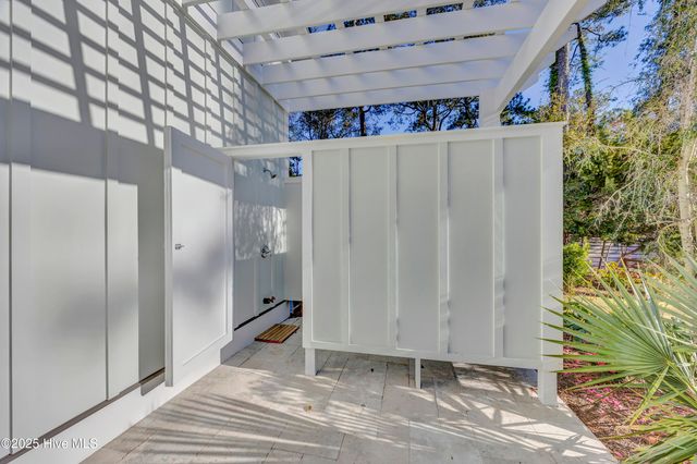 6452 Quail Run Road, Wilmington, NC 28409