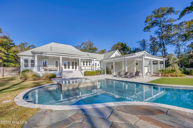 6452 Quail Run Road, Wilmington, NC 28409