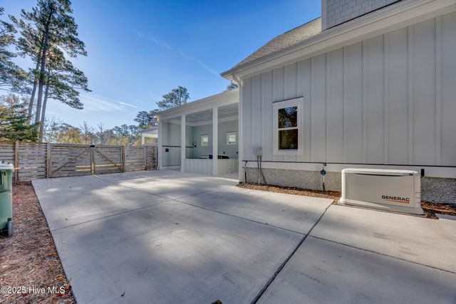 6452 Quail Run Road, Wilmington, NC 28409