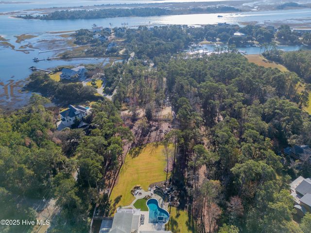 6452 Quail Run Road, Wilmington, NC 28409