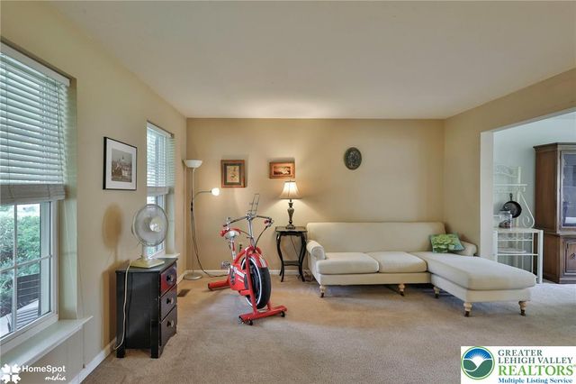 1500 Windmill Lane, Upper Macungie Twp, PA 18031
