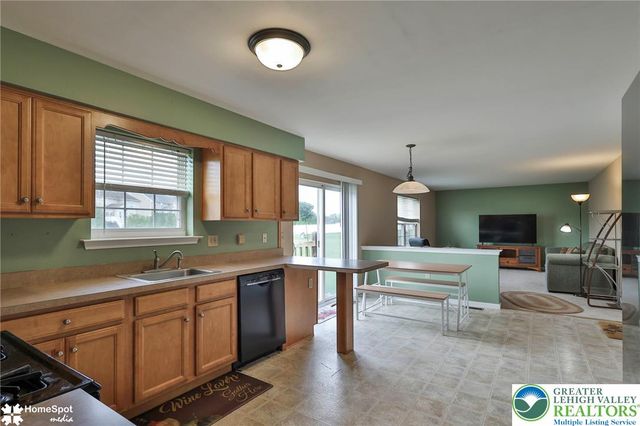 1500 Windmill Lane, Upper Macungie Twp, PA 18031