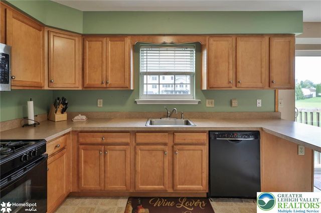 1500 Windmill Lane, Upper Macungie Twp, PA 18031