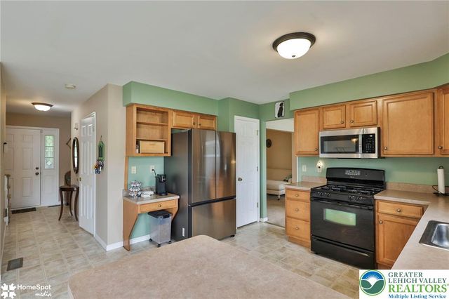 1500 Windmill Lane, Upper Macungie Twp, PA 18031