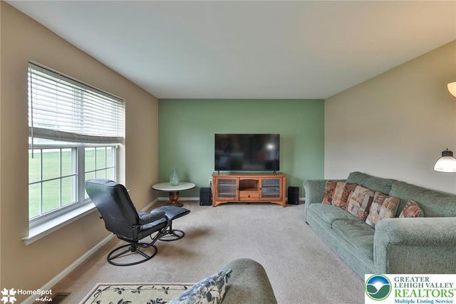 1500 Windmill Lane, Upper Macungie Twp, PA 18031
