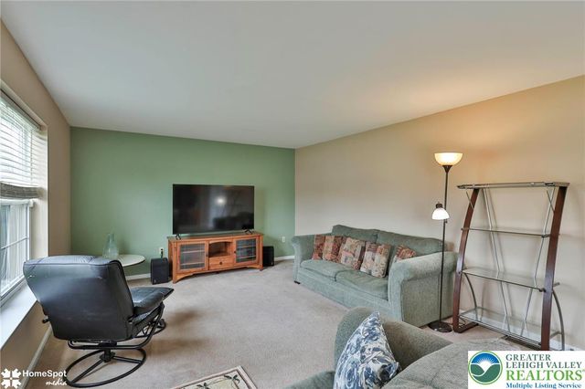 1500 Windmill Lane, Upper Macungie Twp, PA 18031