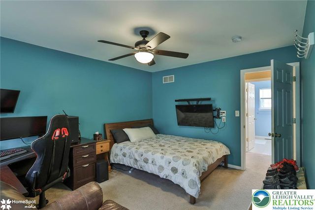 1500 Windmill Lane, Upper Macungie Twp, PA 18031