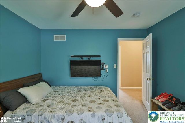 1500 Windmill Lane, Upper Macungie Twp, PA 18031