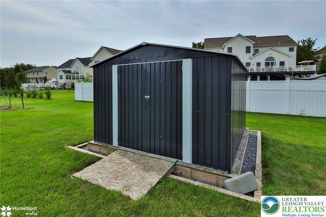 1500 Windmill Lane, Upper Macungie Twp, PA 18031