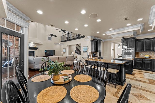 3901 NE Cadbury Avenue, Bentonville, AR 72712