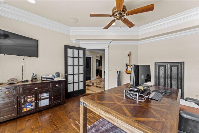 3901 NE Cadbury Avenue, Bentonville, AR 72712