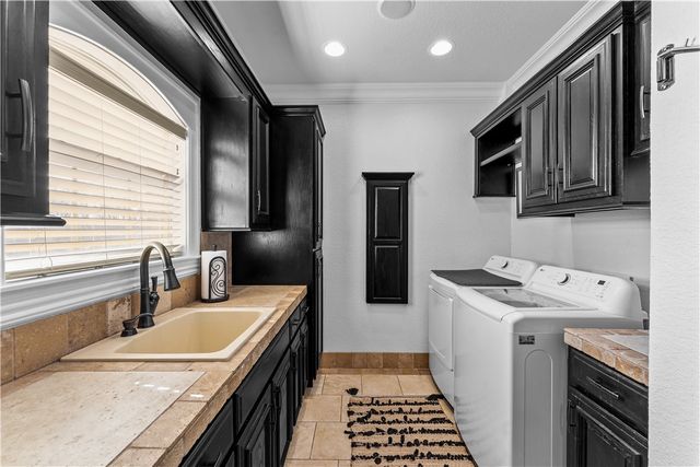 3901 NE Cadbury Avenue, Bentonville, AR 72712