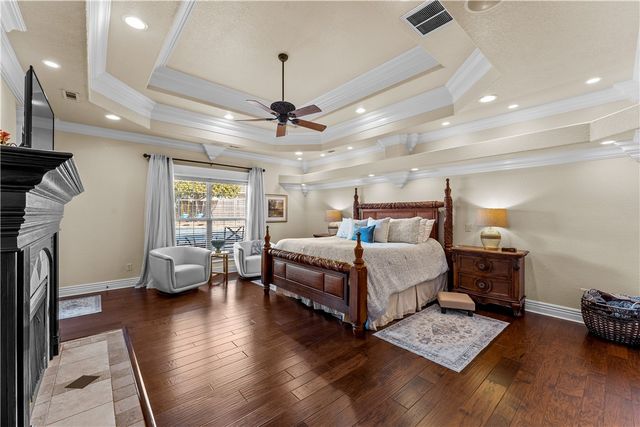 3901 NE Cadbury Avenue, Bentonville, AR 72712