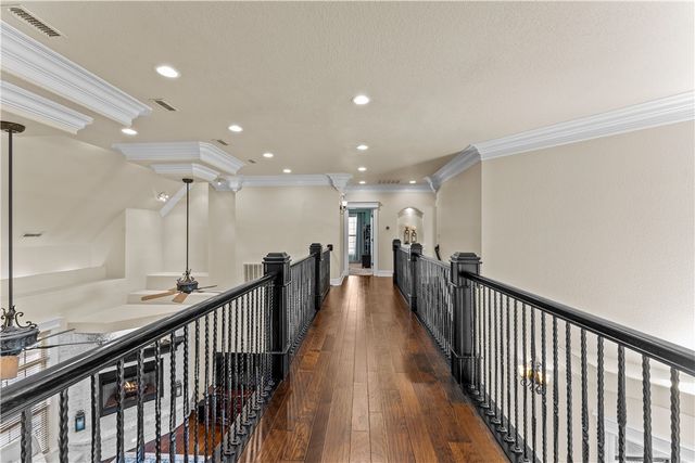 3901 NE Cadbury Avenue, Bentonville, AR 72712