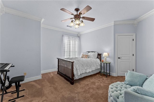 3901 NE Cadbury Avenue, Bentonville, AR 72712