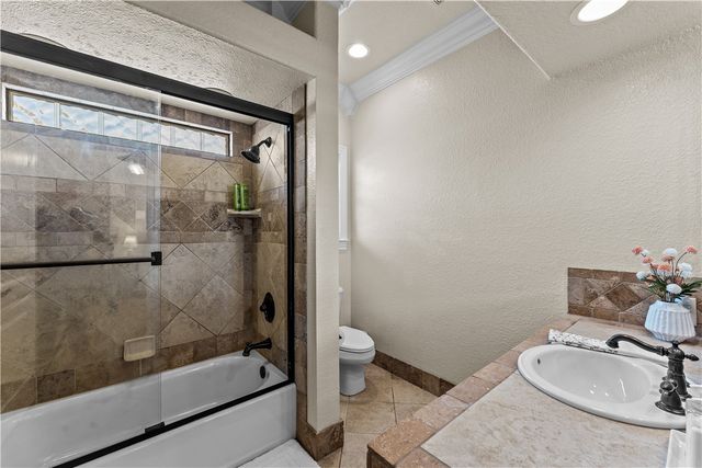 3901 NE Cadbury Avenue, Bentonville, AR 72712