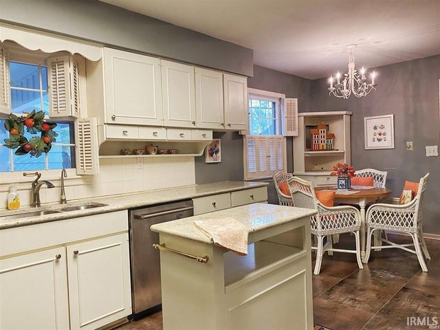 801 Plaza Drive, Evansville, IN 47715