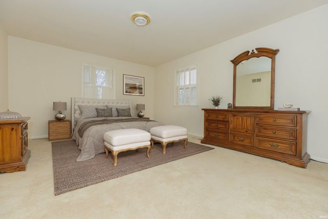 801 Plaza Drive, Evansville, IN 47715