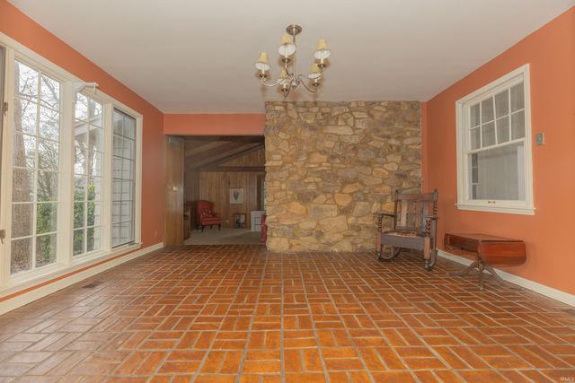 801 Plaza Drive, Evansville, IN 47715