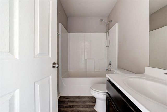 11713 NW 135th Terrace, Piedmont, OK 73078