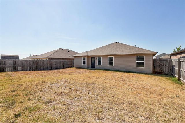 11713 NW 135th Terrace, Piedmont, OK 73078