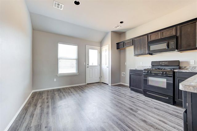 11713 NW 135th Terrace, Piedmont, OK 73078