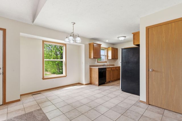 4432 W Huckleberry Street, Springfield, MO 65802