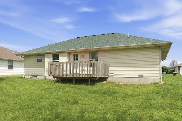 4432 W Huckleberry Street, Springfield, MO 65802