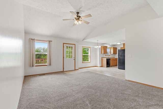 4432 W Huckleberry Street, Springfield, MO 65802