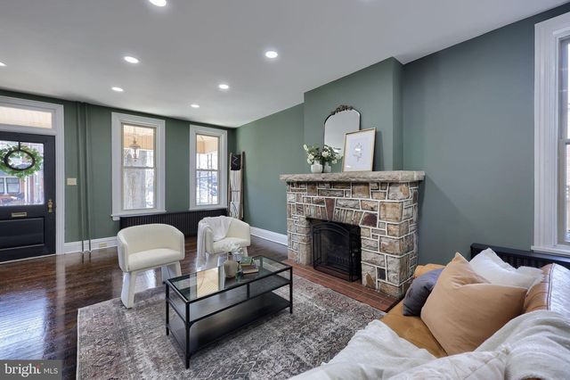 245 N 4TH ST, Columbia, PA 17512