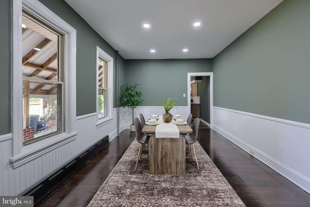 245 N 4TH ST, Columbia, PA 17512